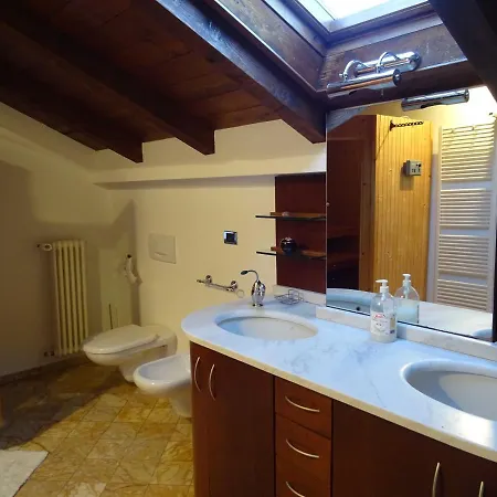 Apartament Orsola *